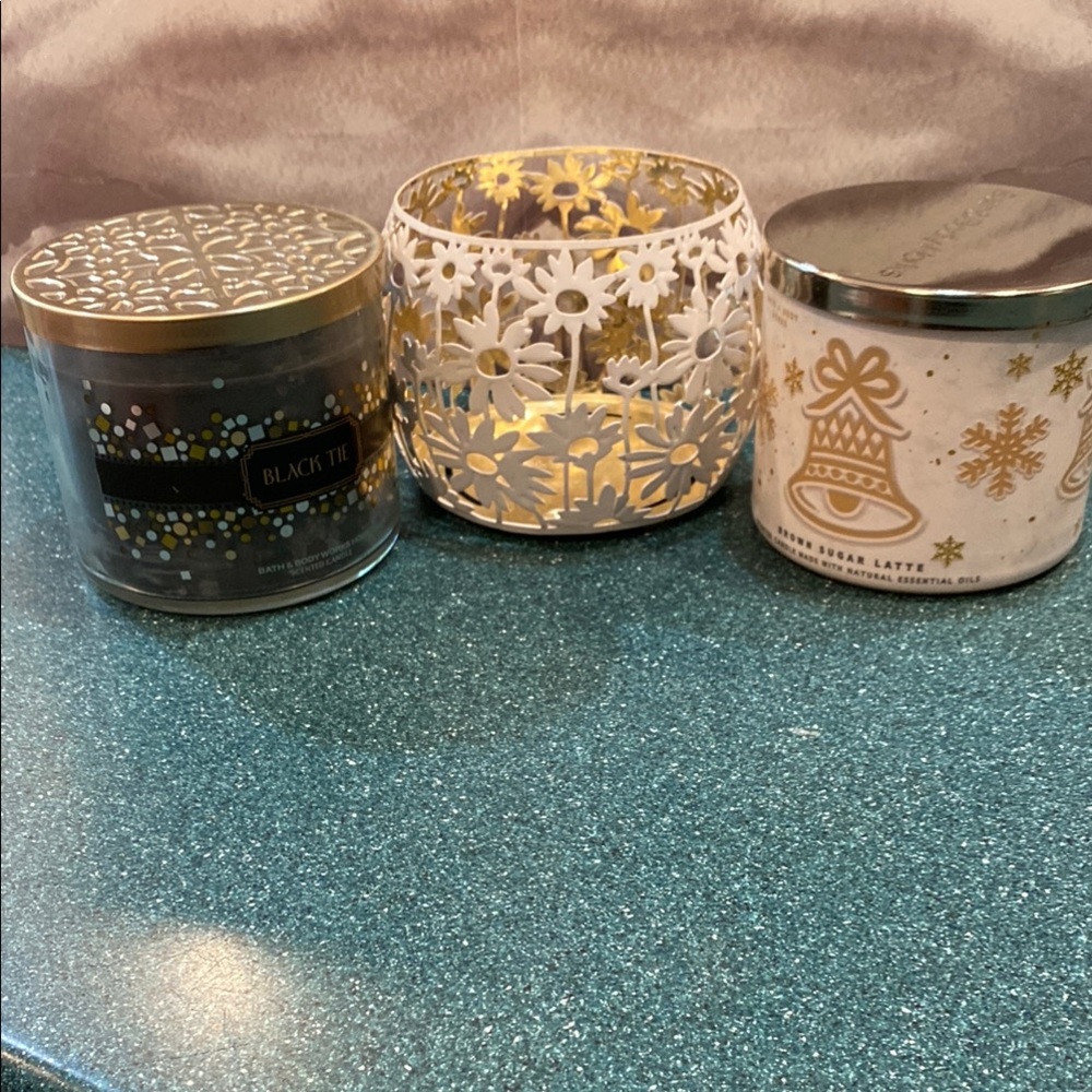 Bath and Body Works Candles with Candle Holder with Elegant Accents
